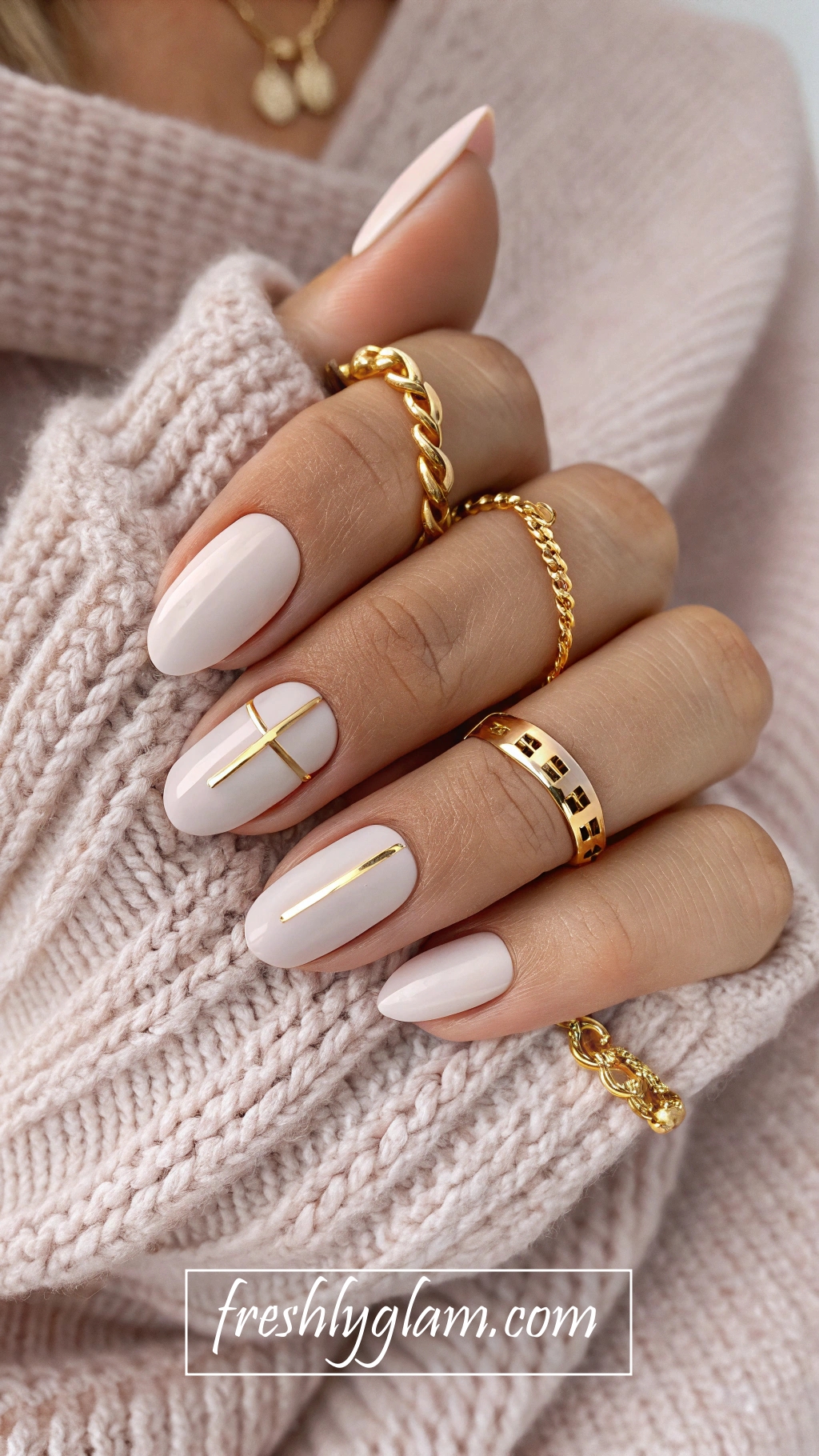 018 Pale Pink Nails with Gold Stripes Cozy Glam and Sophisticated Everyday Style