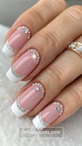 Read more about the article Sparkle and Shine: 10 Glam Glitter Manicure Ideas You’ll Want to Try Right Now