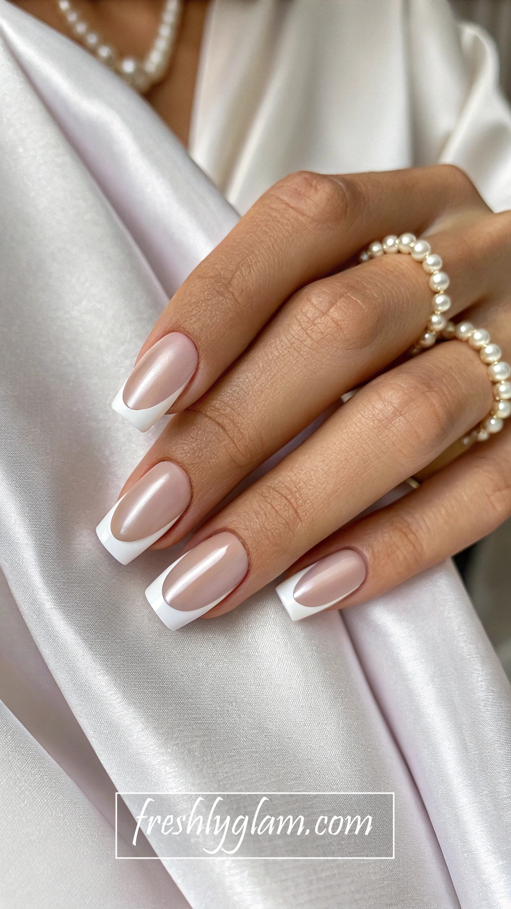079 Timeless Nude French Tip Nails with Glossy Finish for Classic Elegance
